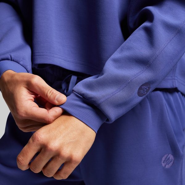 Lounge Lux Cropped Pullover (Deep Sky)